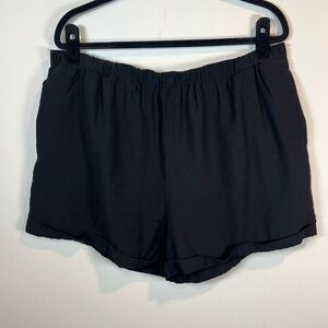 Tuckernuck Nolan Shorts Black Pull On Pockets Classic Coastal Preppy Women's XXL